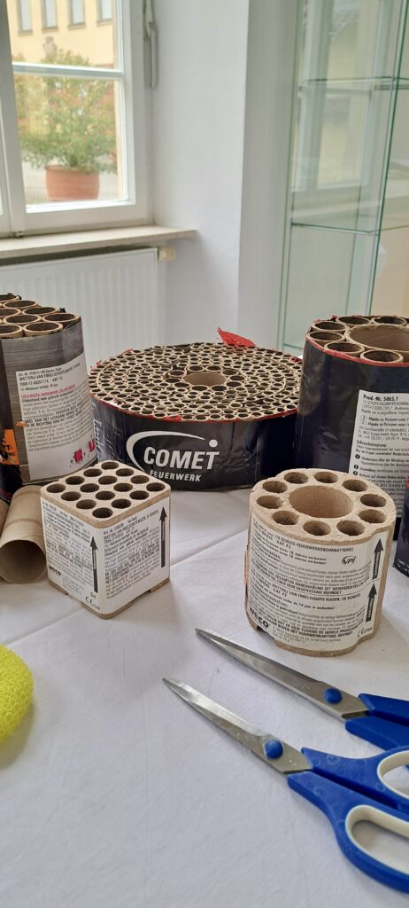 Kunst mit Verpackungsmüll