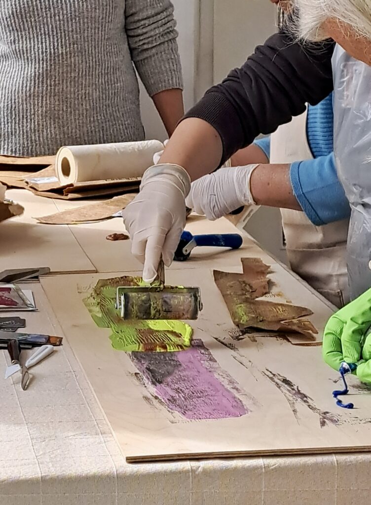Kunst mit Verpackungsmüll