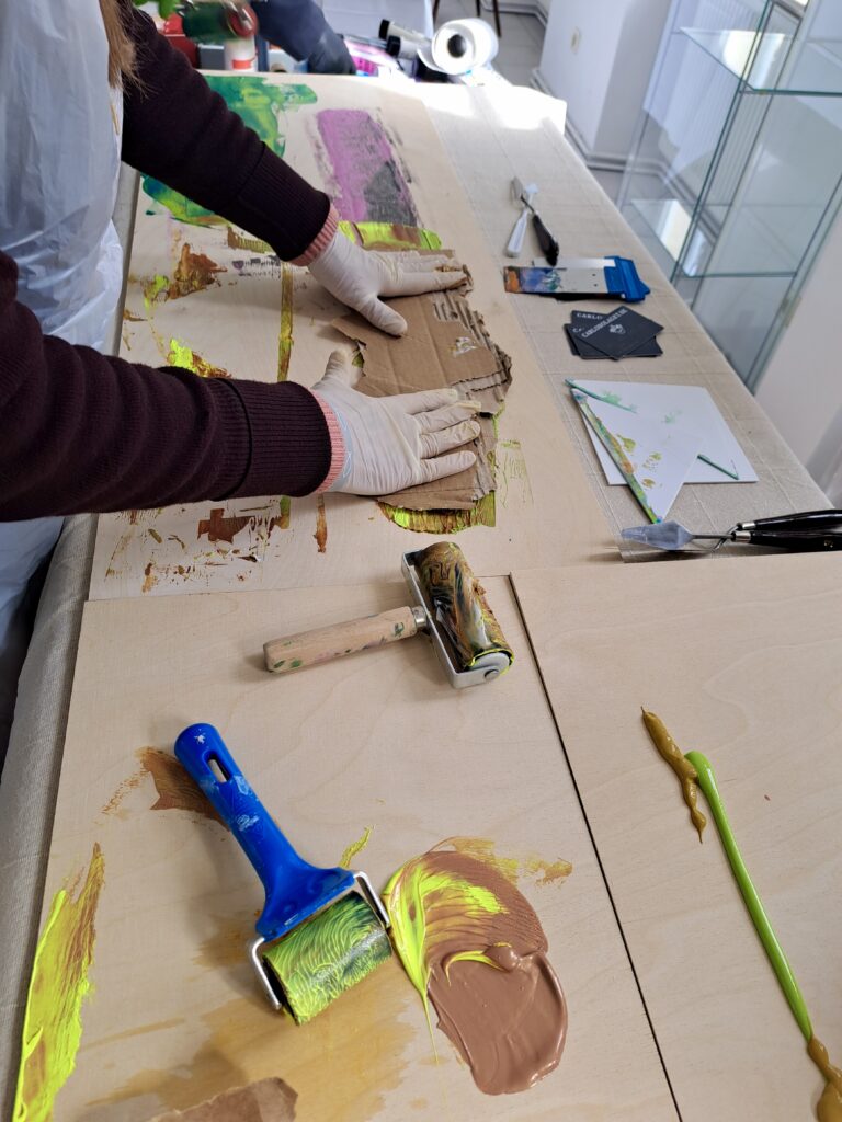 Kunst mit Verpackungsmüll